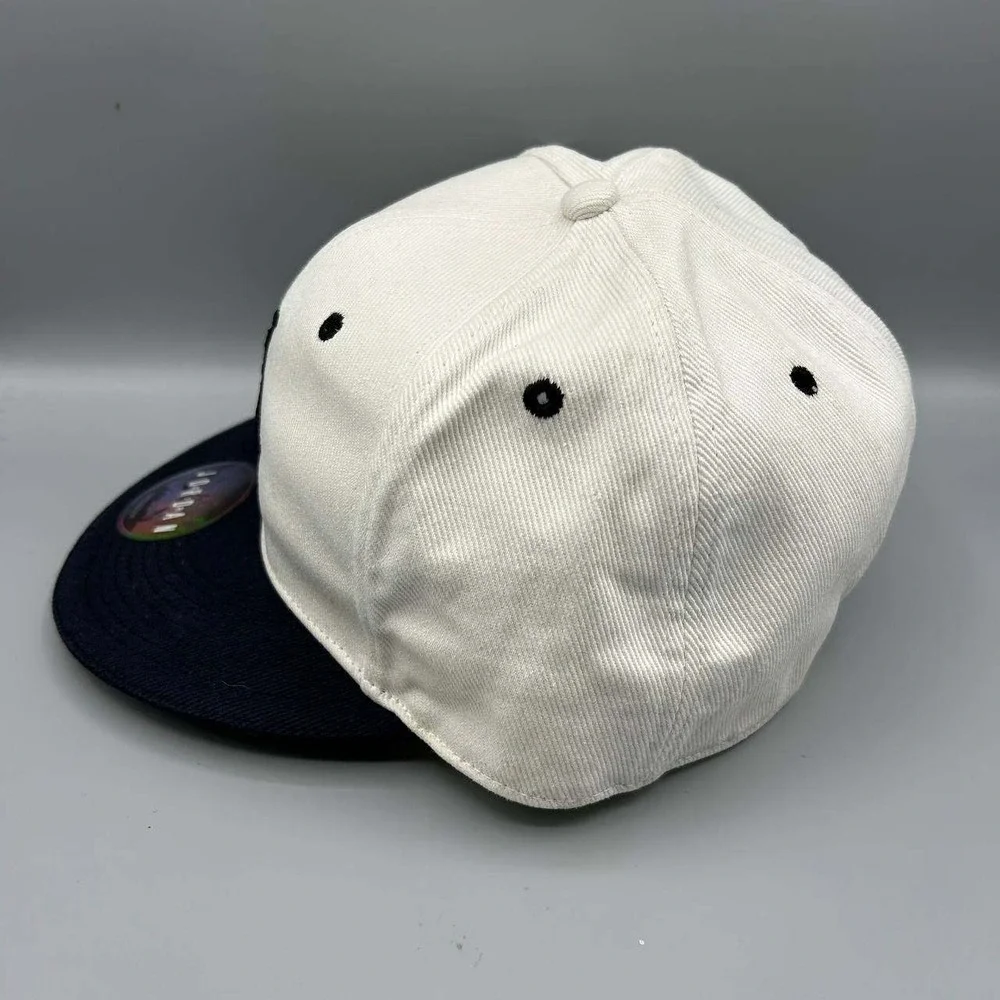 Air‎ Jordan Hat Men 7 1/4 White Black Embroidered Jumpman Fitted Cap Cotton